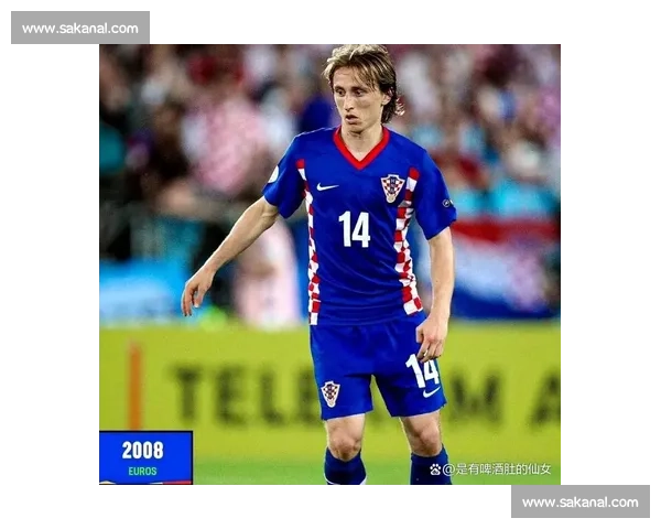 克罗地亚的骄傲！莫德里奇依旧是我们的英雄！